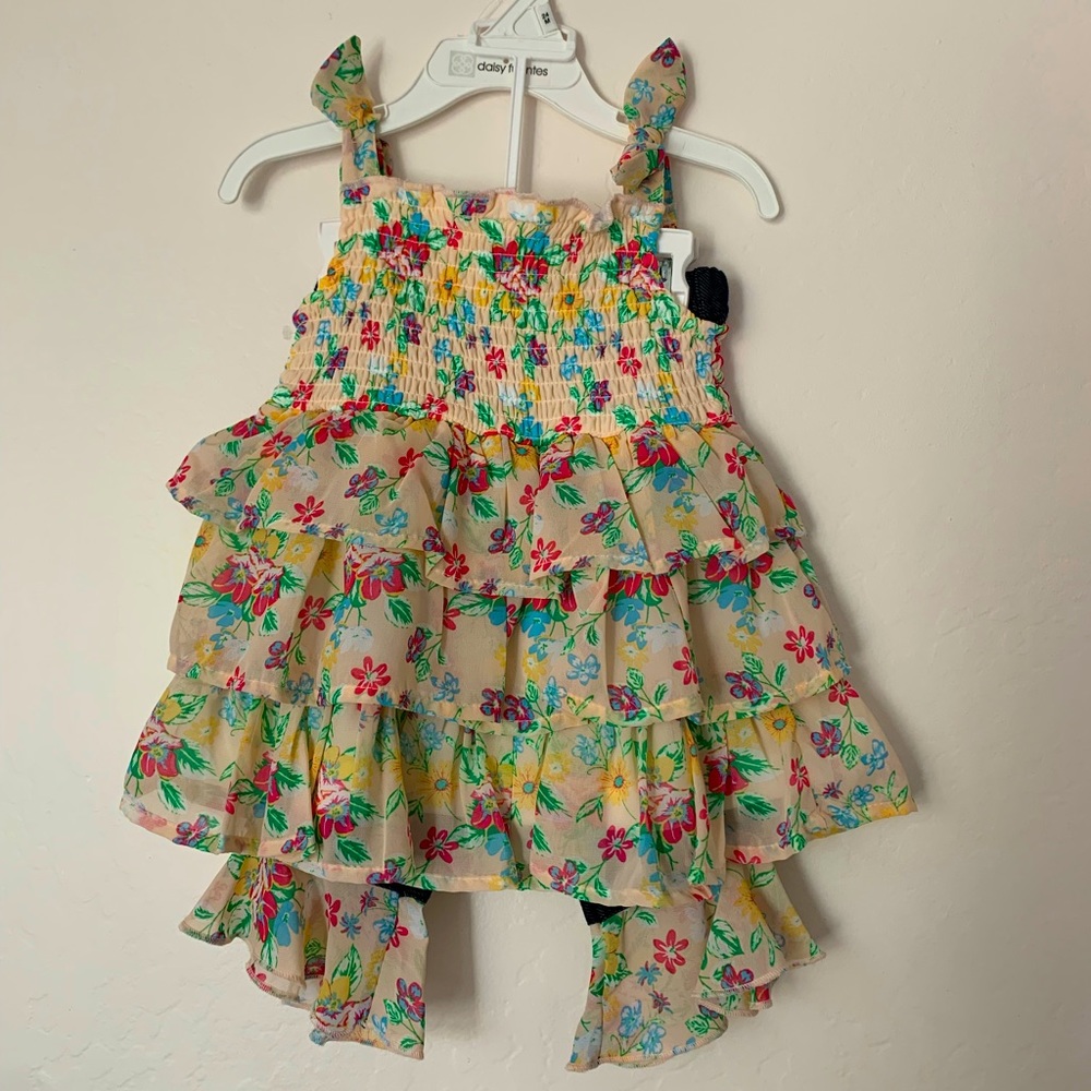 24M Daisy Fuentes matching set